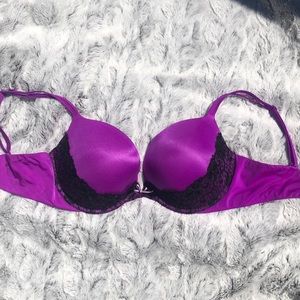 Victoria’s Secret 36DD push-up bra